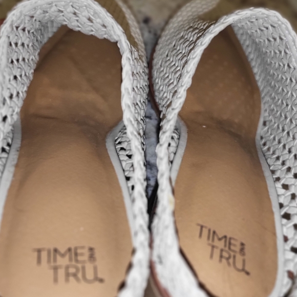 Slide shoes - Picture 3 of 4